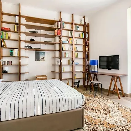 Interno 16 - Ponte Milvio *